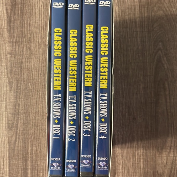 Gently Used Vintage 4 DVD Set Classic Western TV Shows.Over 14 hours on 4 DVD’s. - Picture 2 of 4